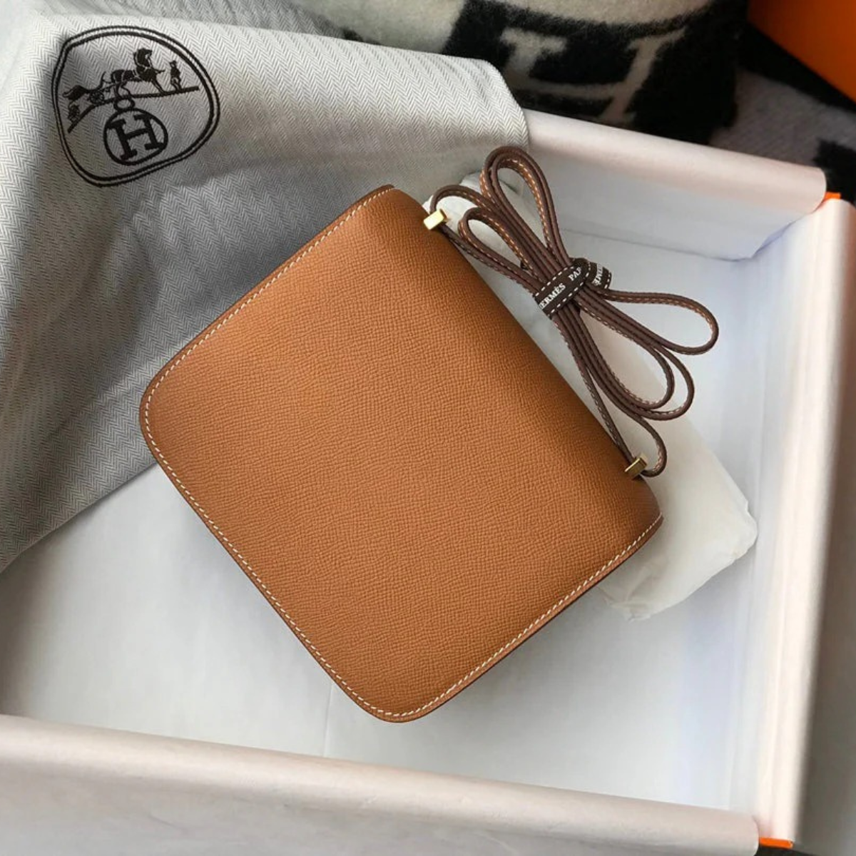 Hermès – Constance 18 Oro