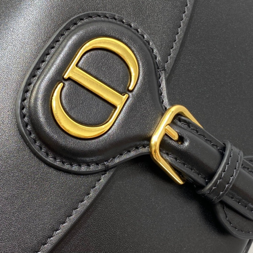 Dior - Bobby Medium