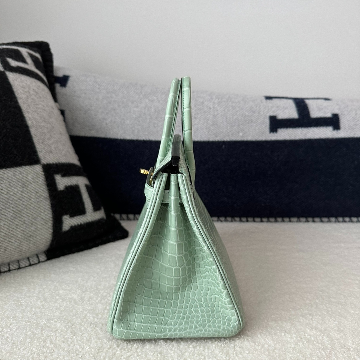 Hermès – Kelly 28 Vert d’Eau de piel de cocodrilo, edición limitada