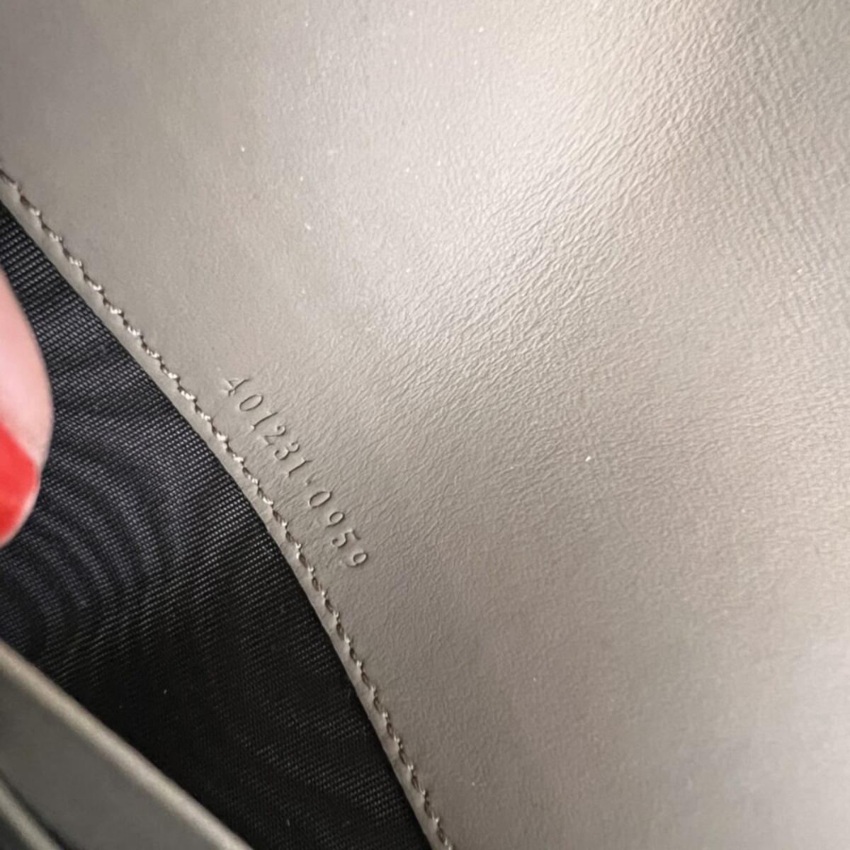 Gucci – Bolso Dionysus Mini GG Supreme Monogram Beige